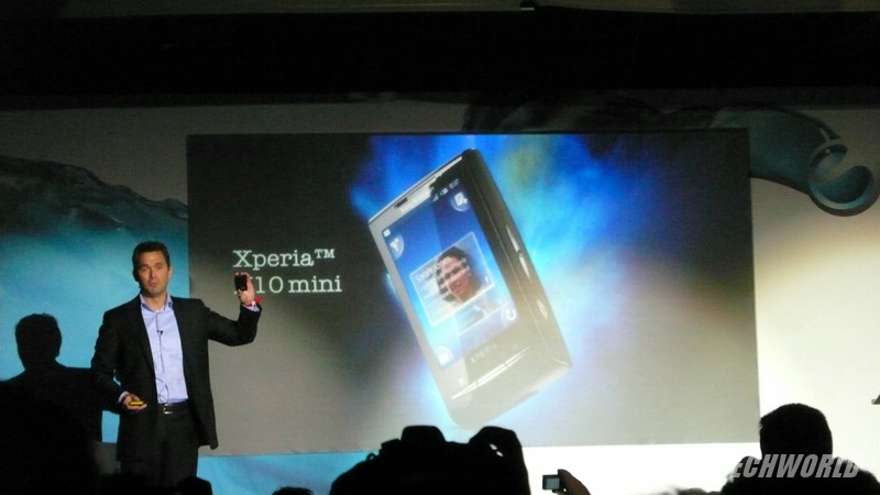 Xperia Mini Live