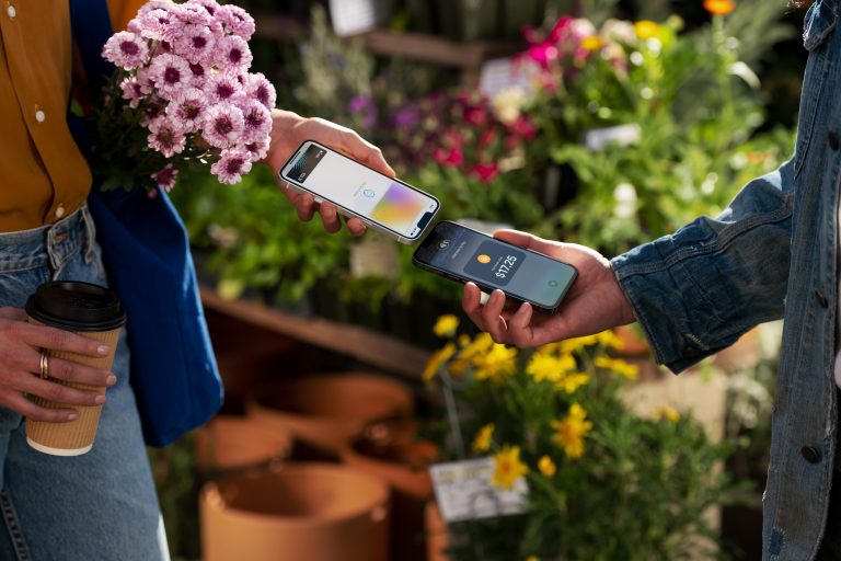 Contactless Payments - How to Use Your Smartwatch for Contactless Payments: