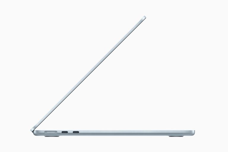MacBook Air M4 - MacBook Air M4 vs Dell XPS 14: Premium Ultrabook Showdown