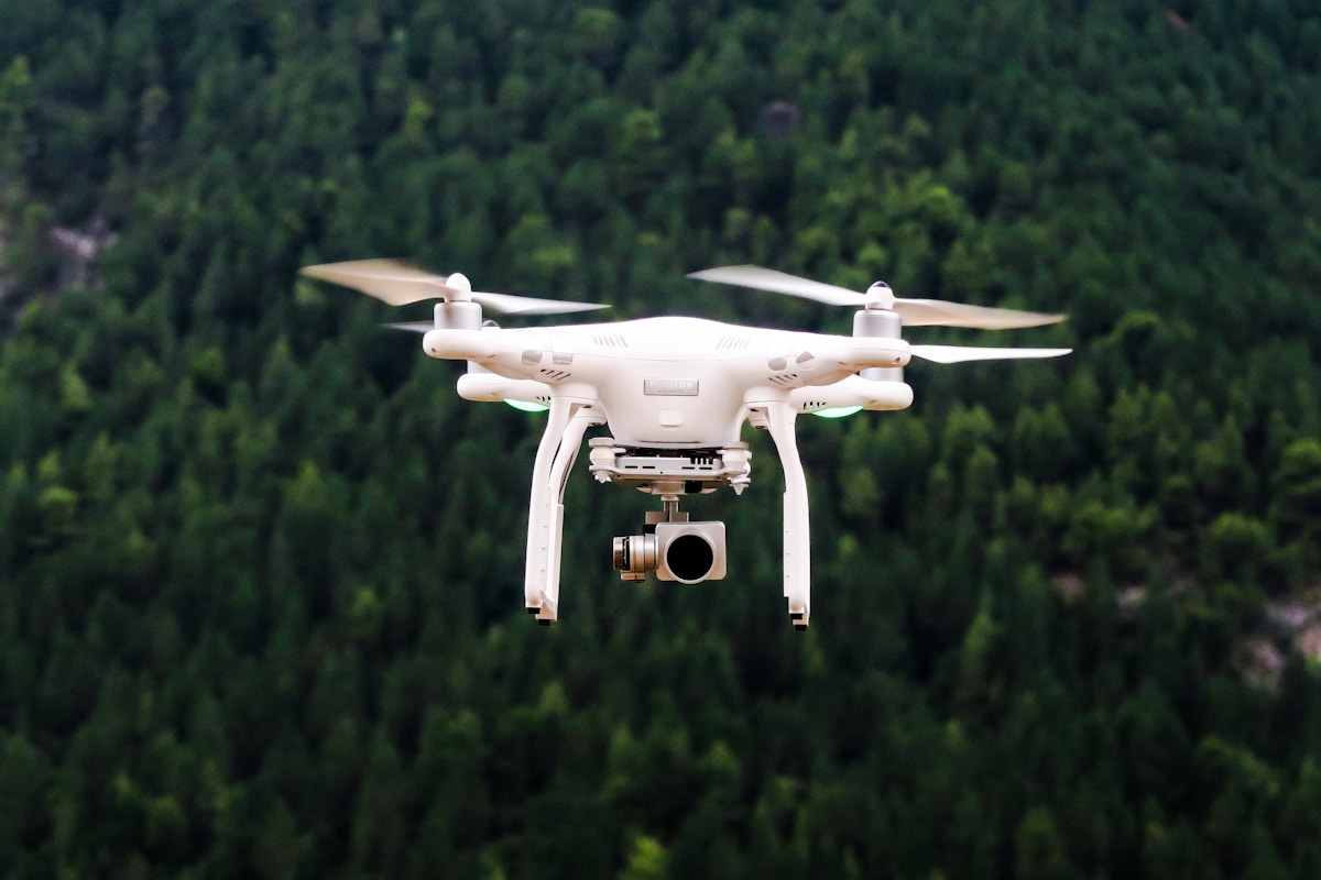 DJI Mini 4 Pro vs DJI Air 3S: Which DJI Drone Should You Buy?