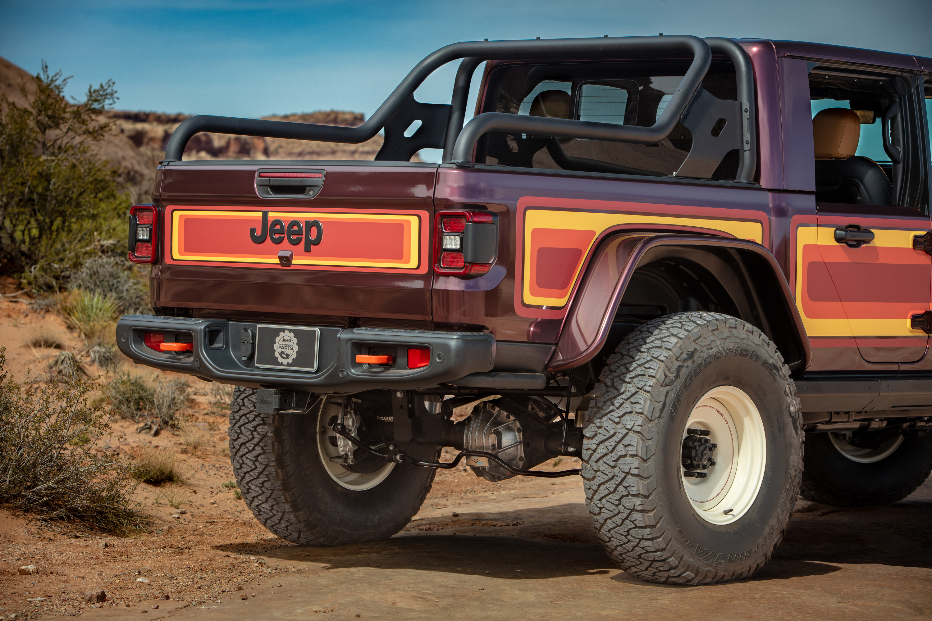 Jeep concept truck highlighting heritage styling and off-road setup