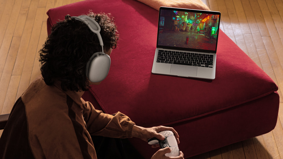 Samsung Galaxy Book6 vs MacBook Air M4: Which Ultrabook Should Students Actually Buy inline image