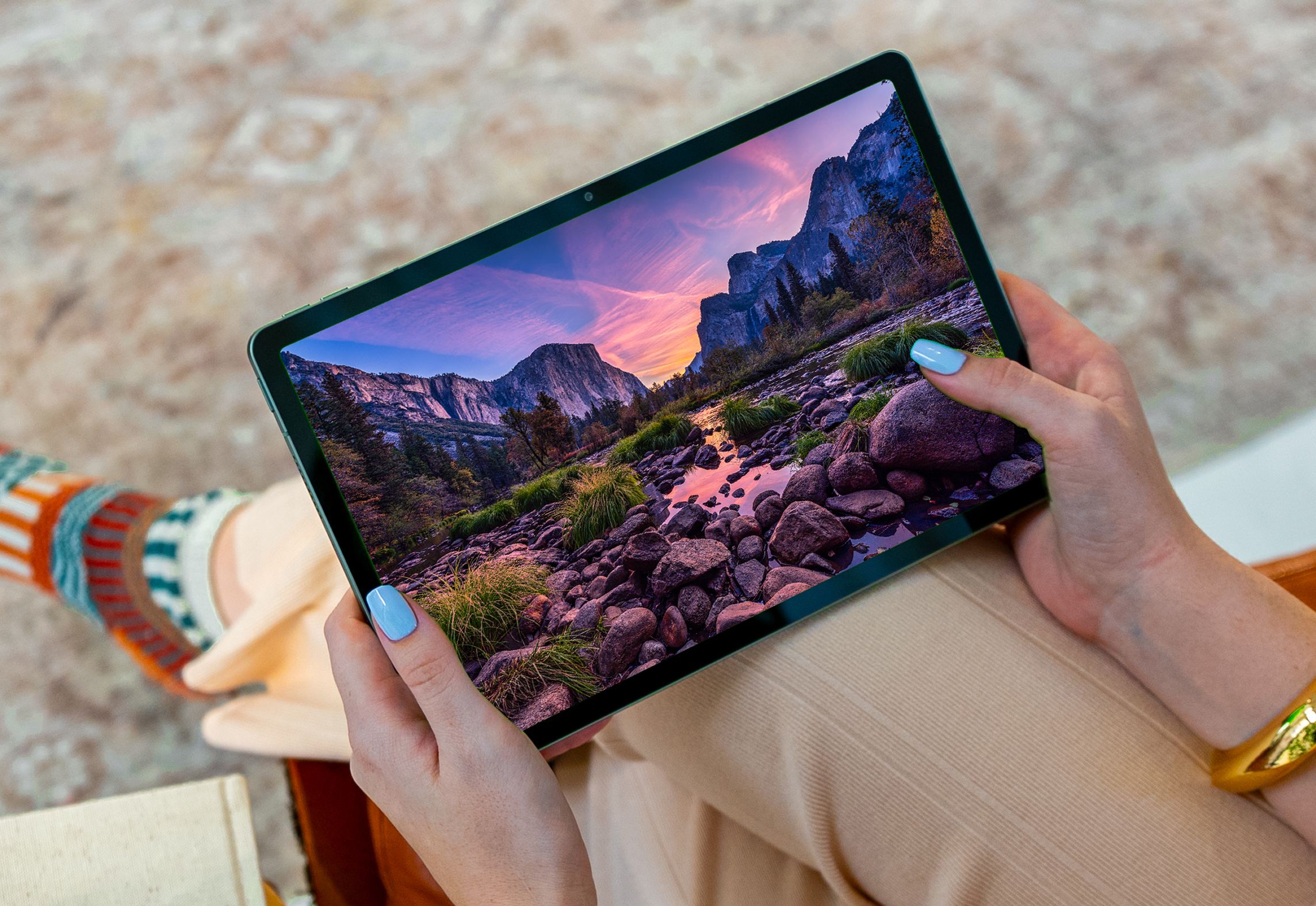 Motorola moto pad 2026 entertainment image