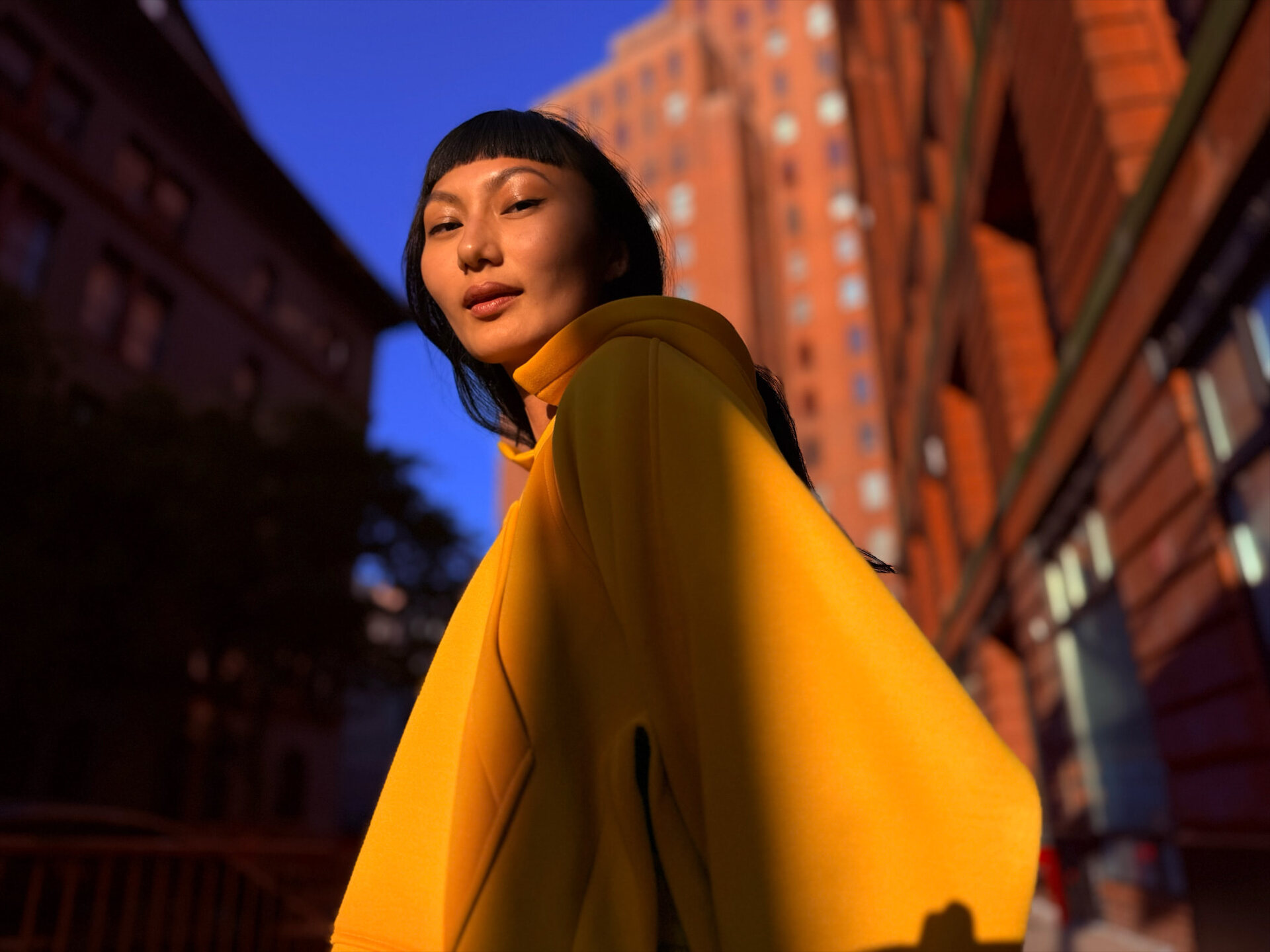 iPhone 17 Pro Portrait mode photography for UK iPhone Pro buyers on EE