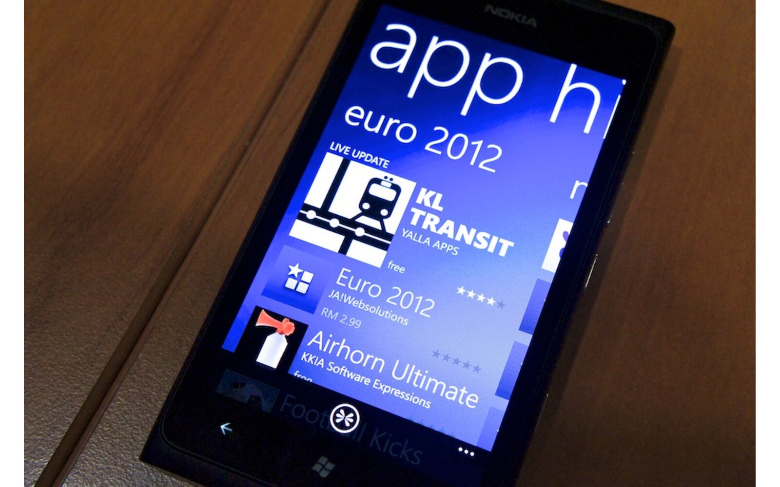 Nokia Lumia 900 featured image