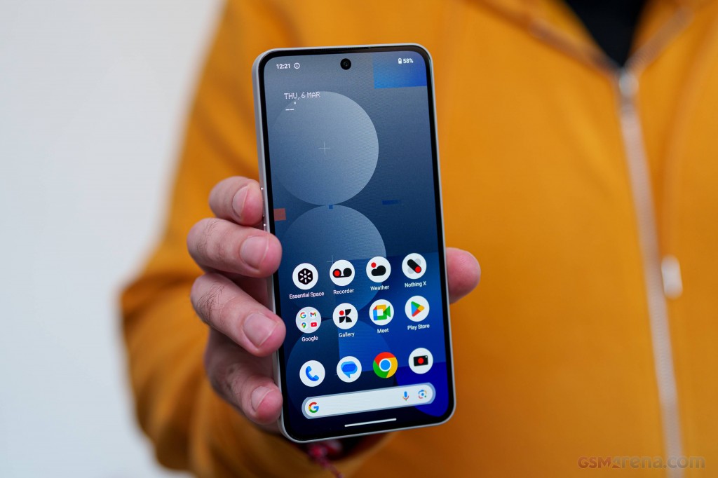 Best mid-range Android phones UK Nothing Phone 3a Pro camera detail