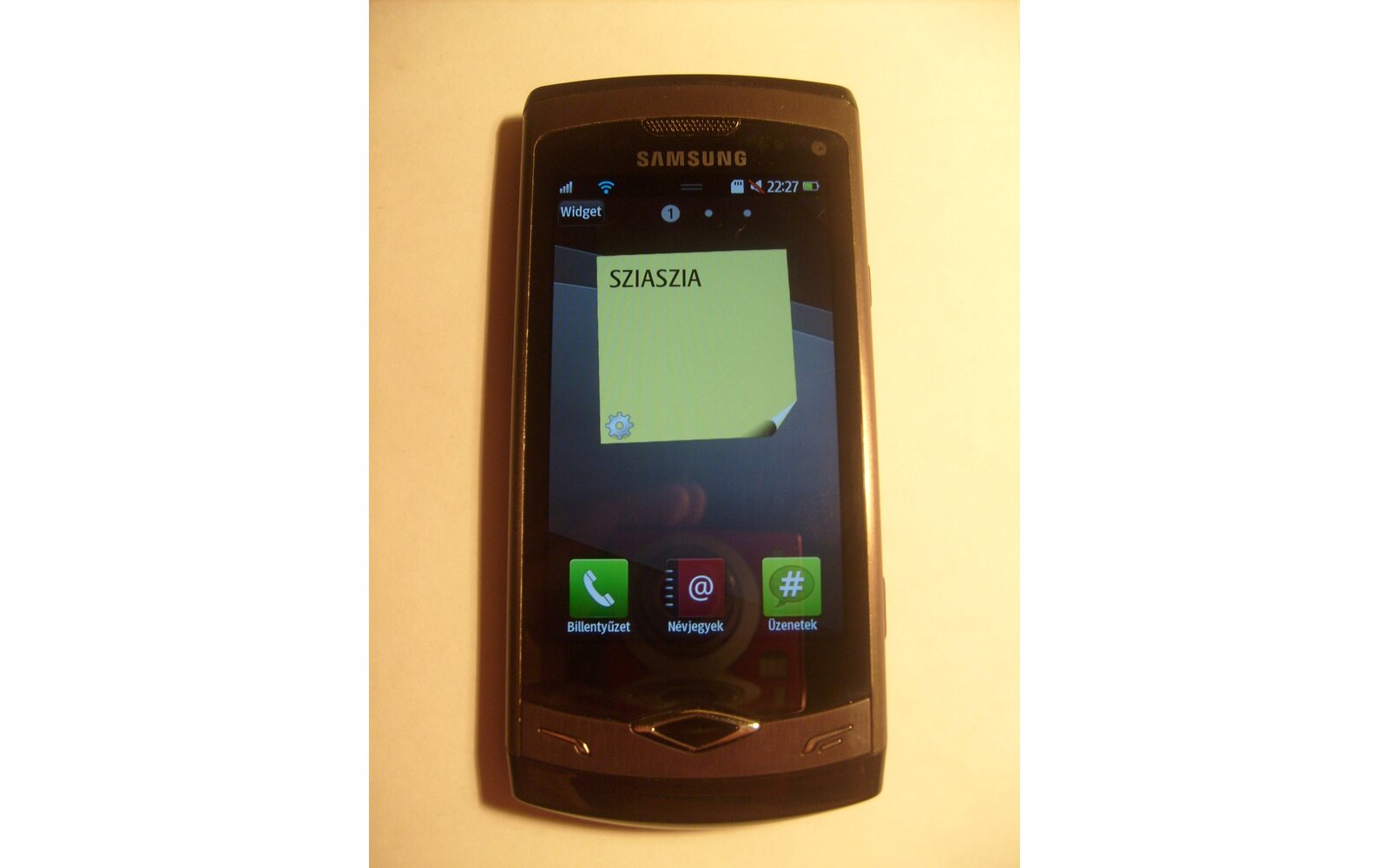 Samsung Wave S8500 Bada smartphone