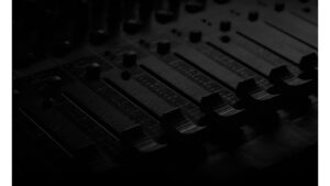 Xiaomi Buds 6 vs Sound Play UK: buy private audio first