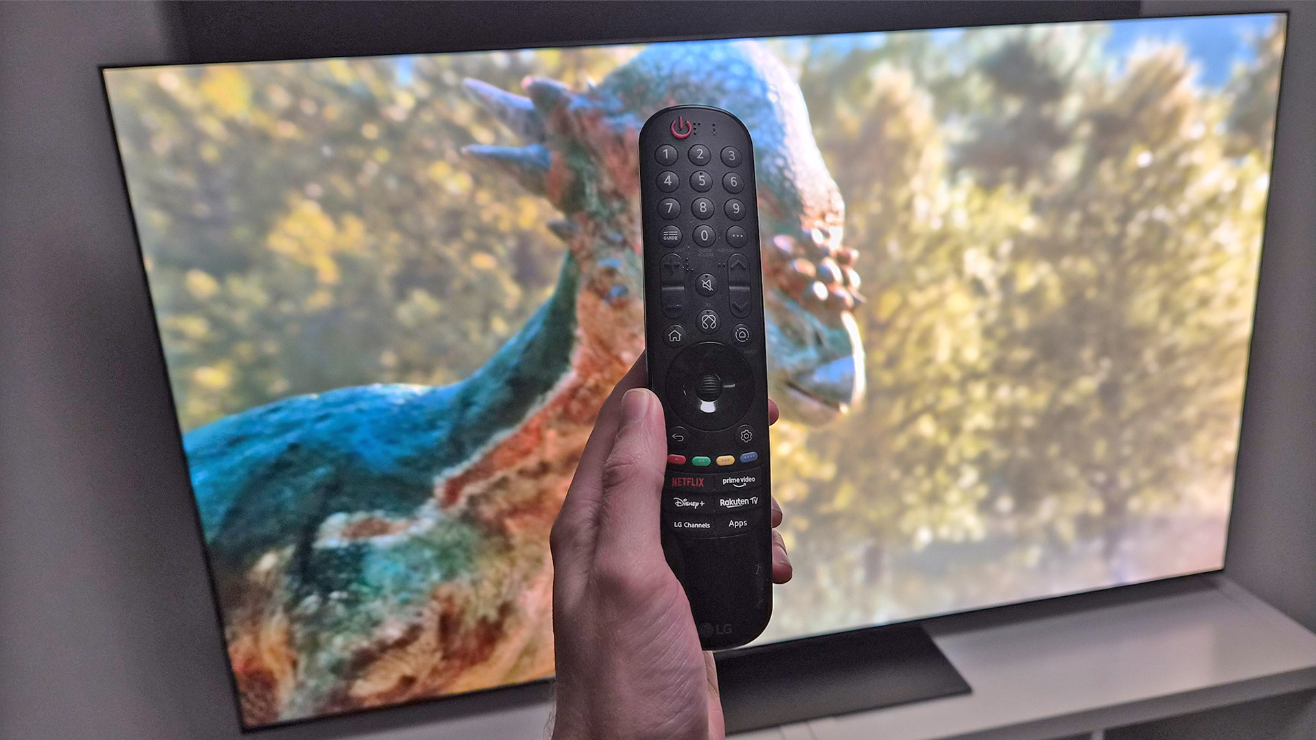LG G6 OLED Review: The 4,500-Nit RGB Tandem Flagship Built for Bright-Room British Living Rooms