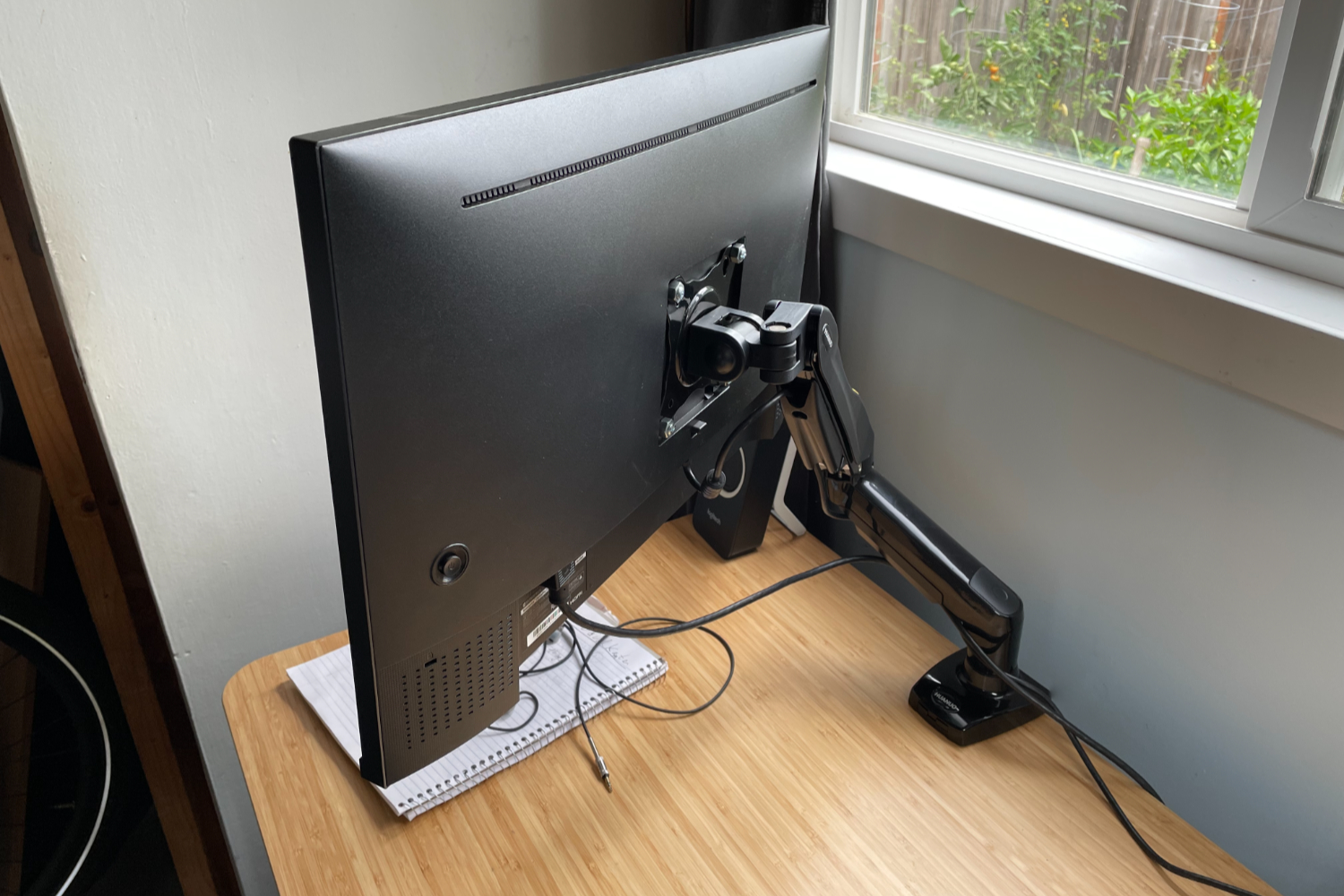 Best monitor arm and desk setup for UK creators 2026: ergonomic picks that last