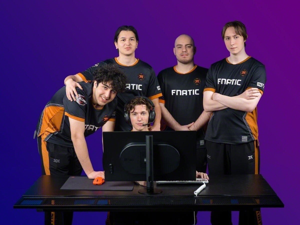 Fnatic esports players behind a Sony INZONE M10S monitor that the team co-developed
